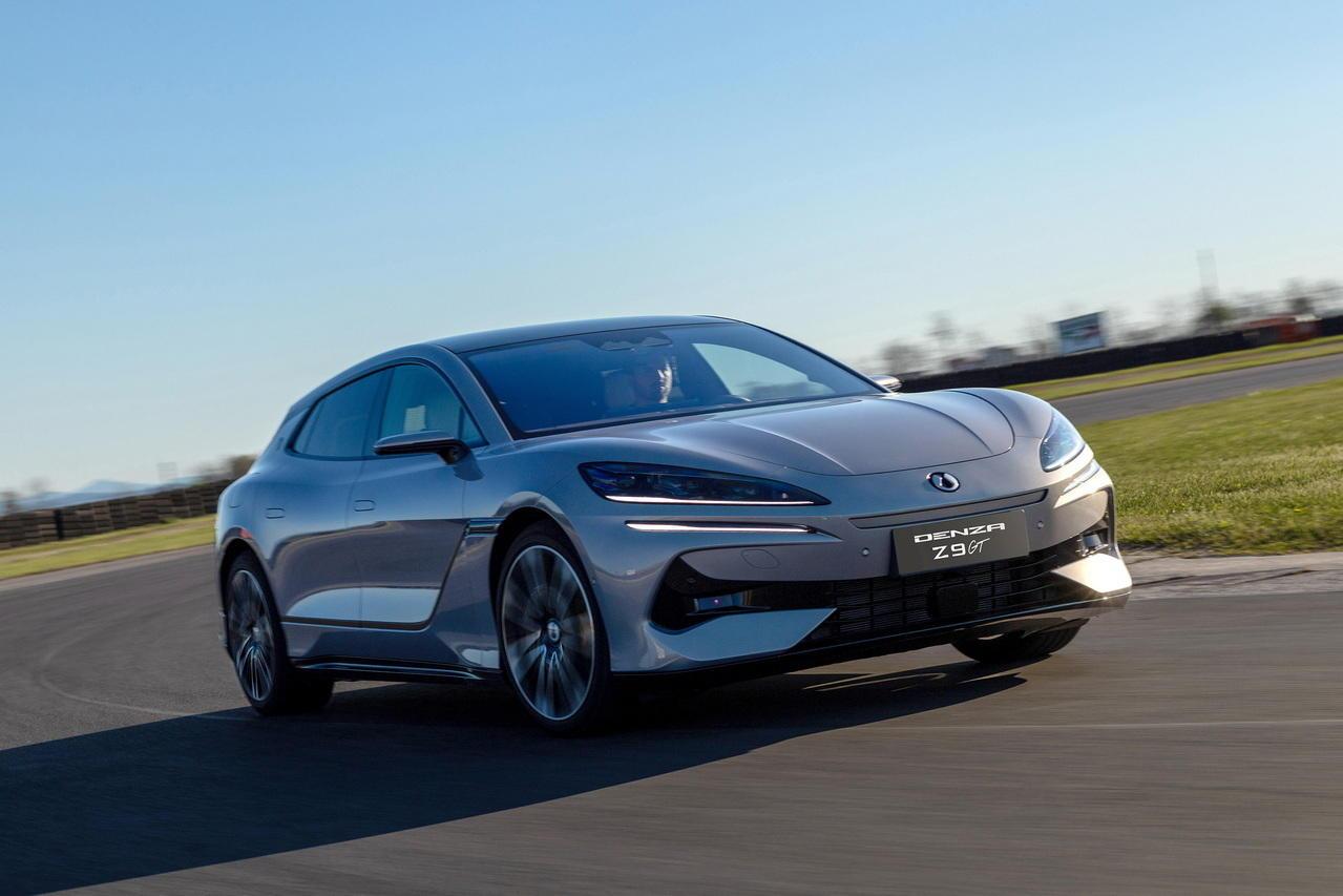 découvrez denza, la marque automobile premium chinoise qui fait son arrivée en france, alliant innovation, luxe et performance.