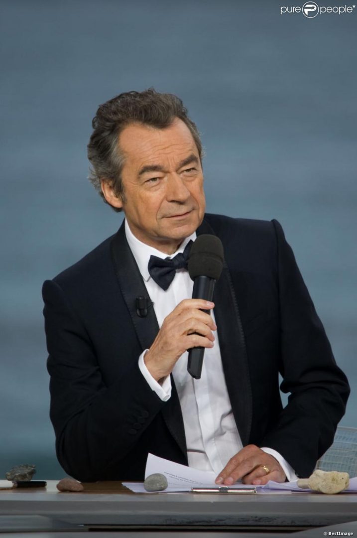 découvrez l'interview exclusive de michel denisot sur les offres et services d'assurances de navarre, pour mieux protéger vos biens et votre avenir.