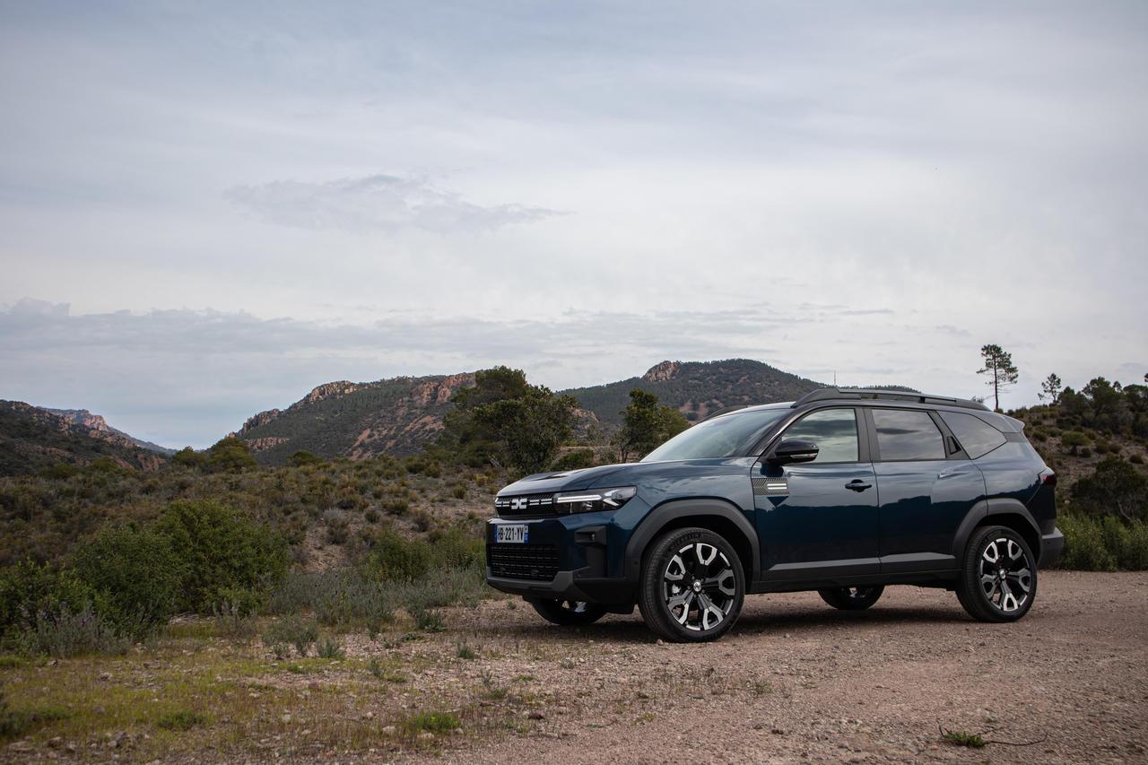 renault enregistre une hausse de son chiffre d'affaires au premier trimestre malgré les difficultés rencontrées par sa marque dacia.