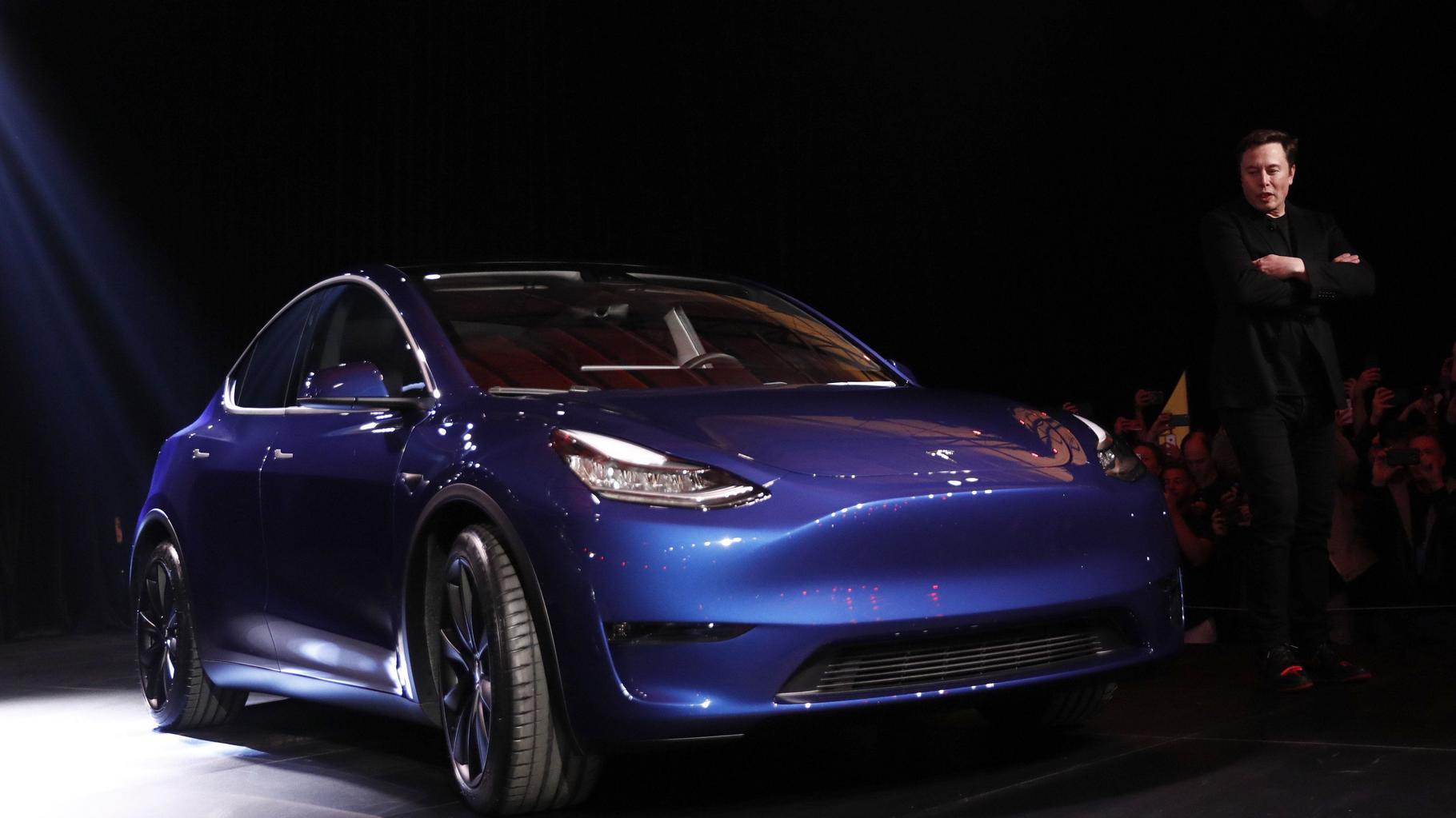 tesla prépare un nouveau suv électrique abordable alliant performance, autonomie et design moderne pour rendre la mobilité électrique accessible à tous.