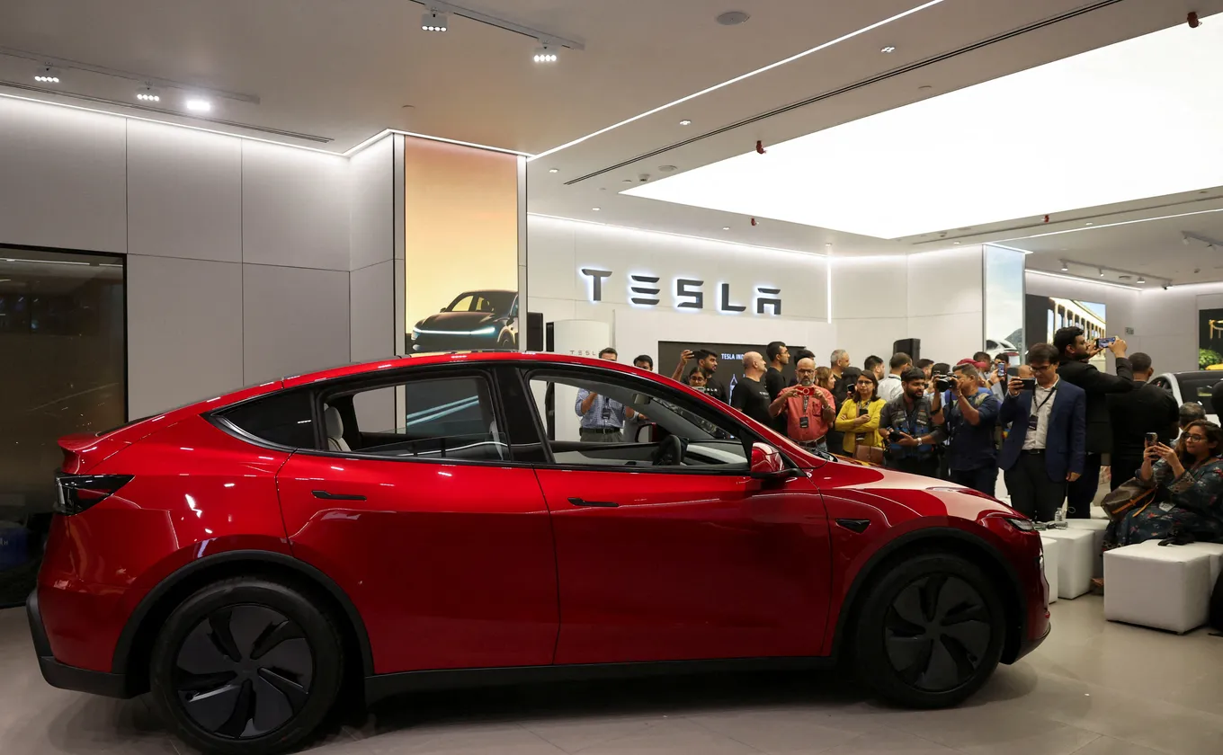 découvrez pourquoi les livraisons de la tesla t1 déçoivent et comment la suppression du crédit d'impôt freine la vente de ce véhicule électrique innovant.