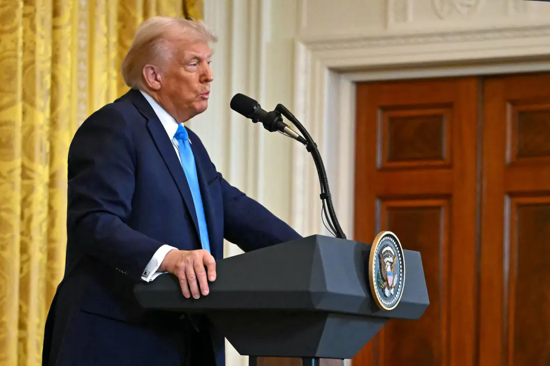 trump prévoit de présenter une résolution sur le moyen-orient dans un délai de trois semaines, visant à apporter des solutions et stabiliser la région.