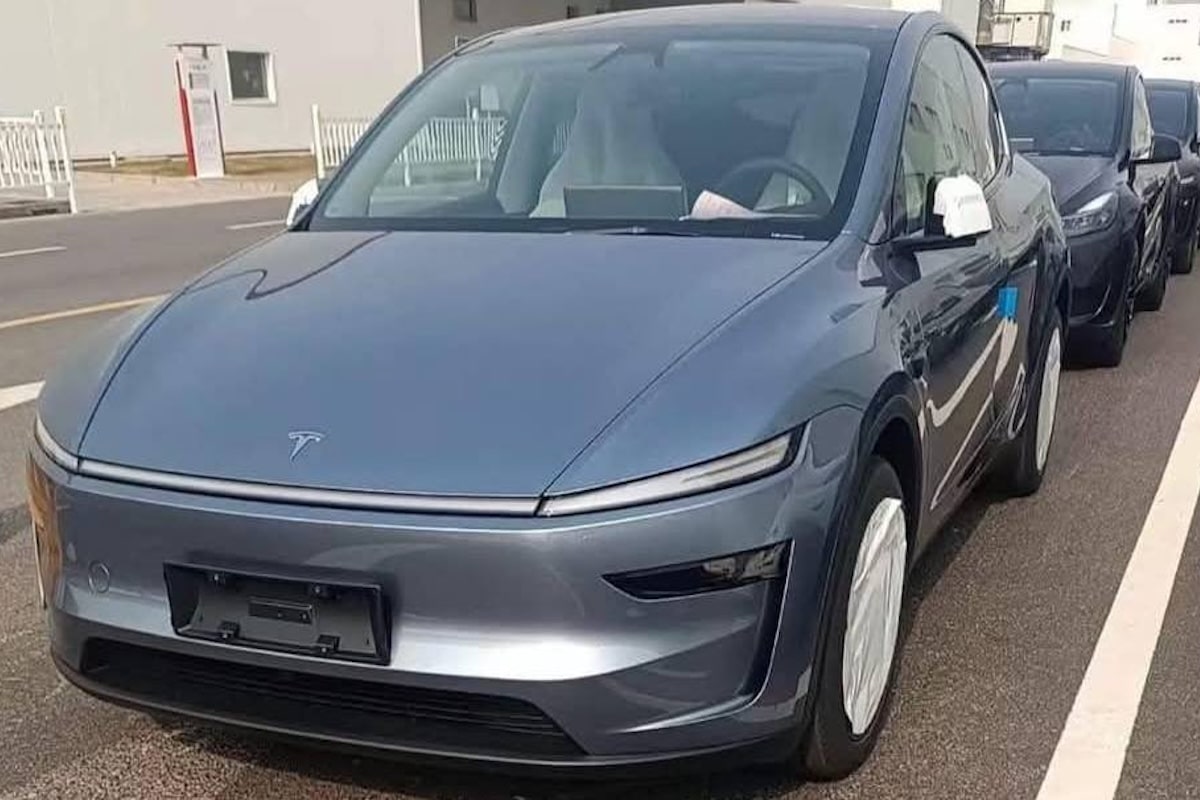 tesla résout un problème lié à la conduite autonome en mode parking, améliorant ainsi la sécurité et la fiabilité de ses véhicules.